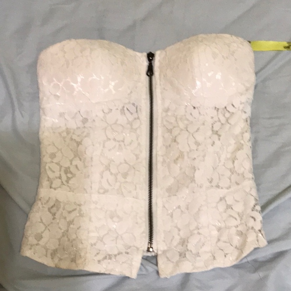 Lace bustier - Picture 4 of 5